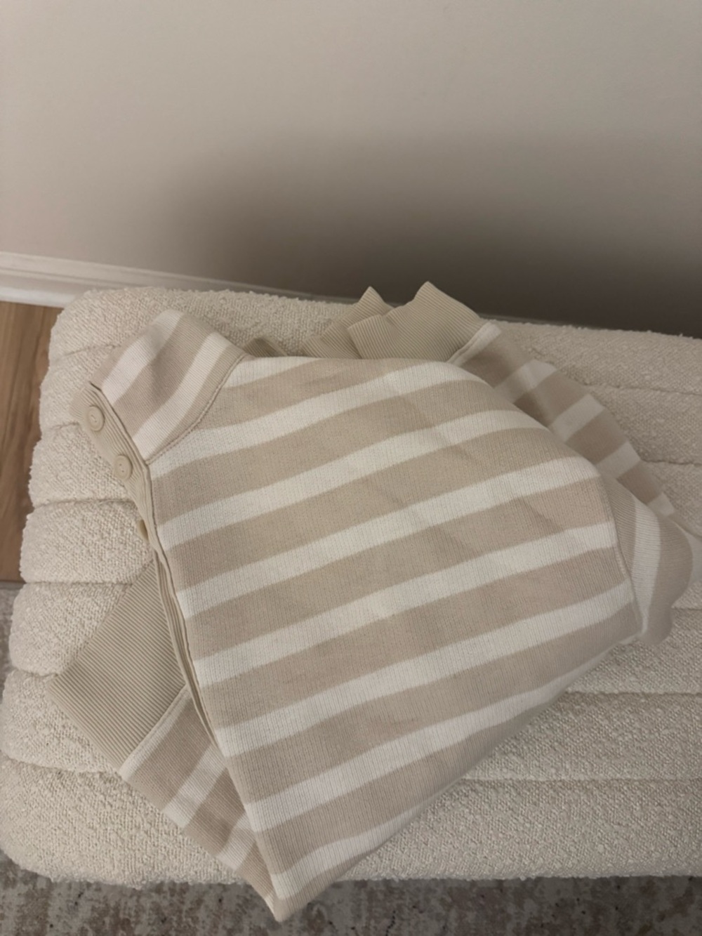 American Eagle Outfitters Beige and White Striped Henley Sweatshirt - Picture 2 of 4